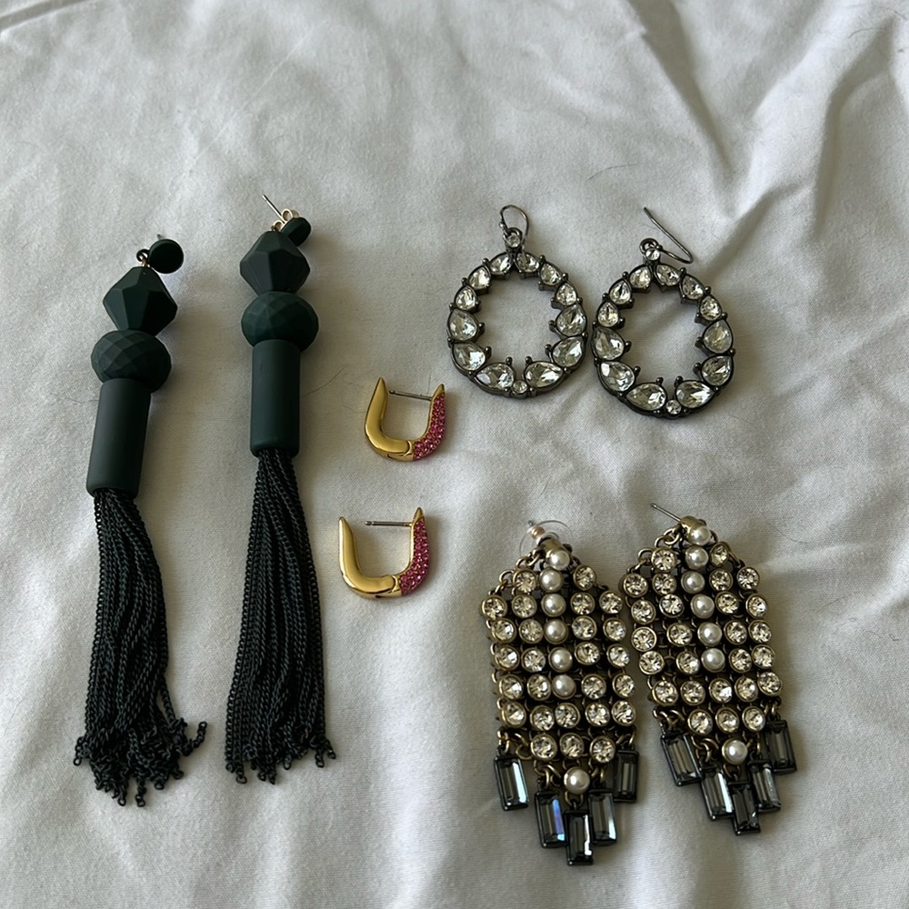Lot of earrings